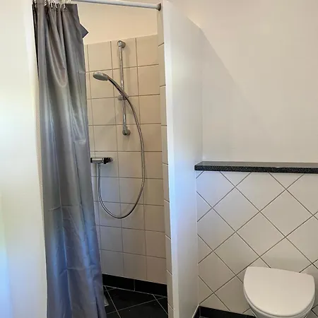 Apartment Fred Og Ro Alstrup